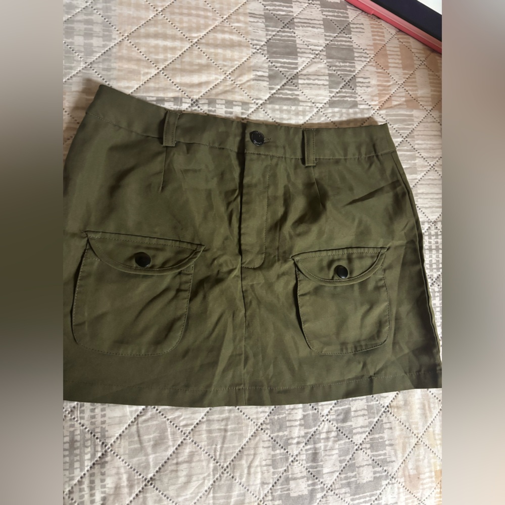 SHEIN Olive Green Skirt